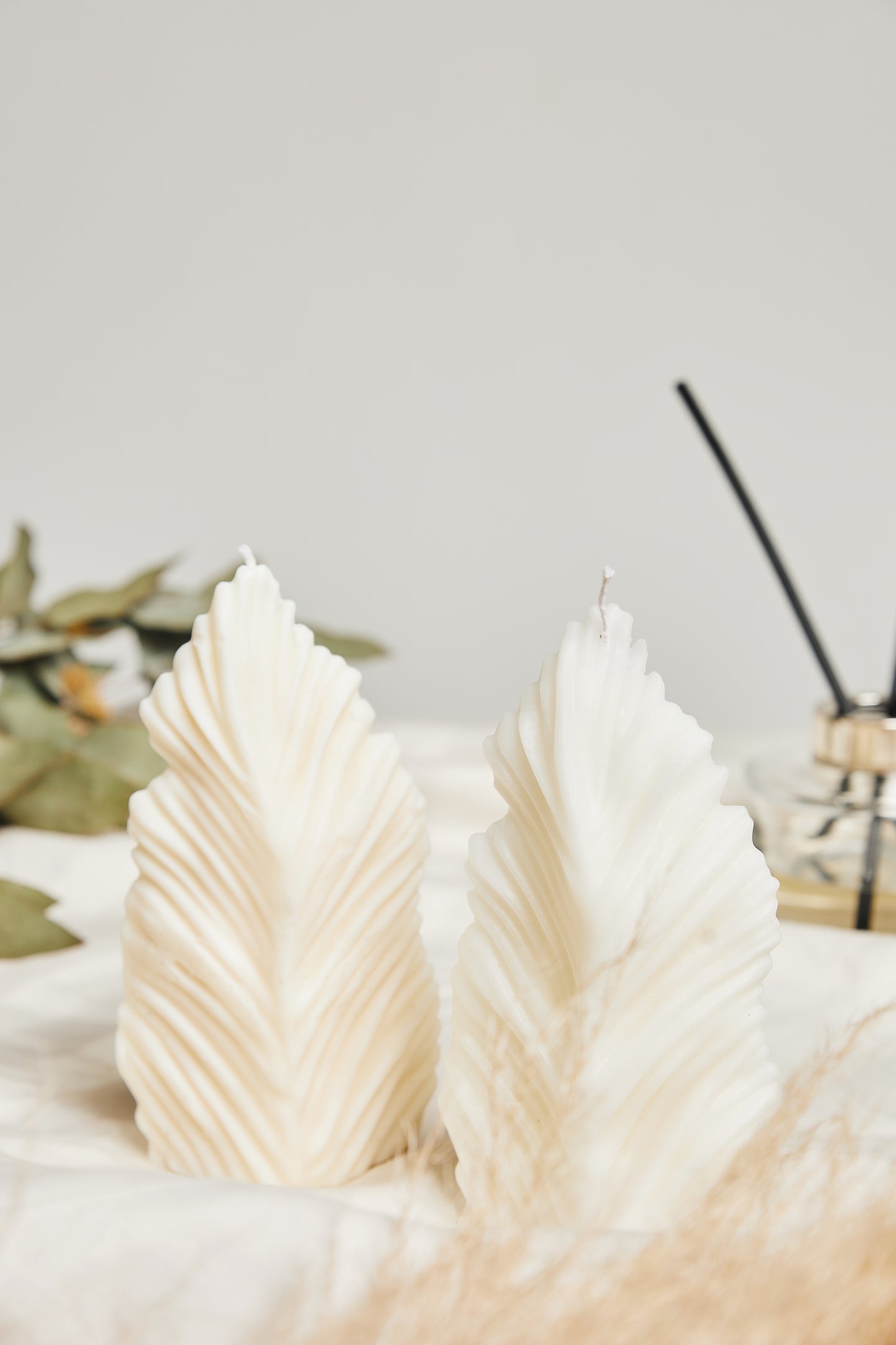 Feather Candle