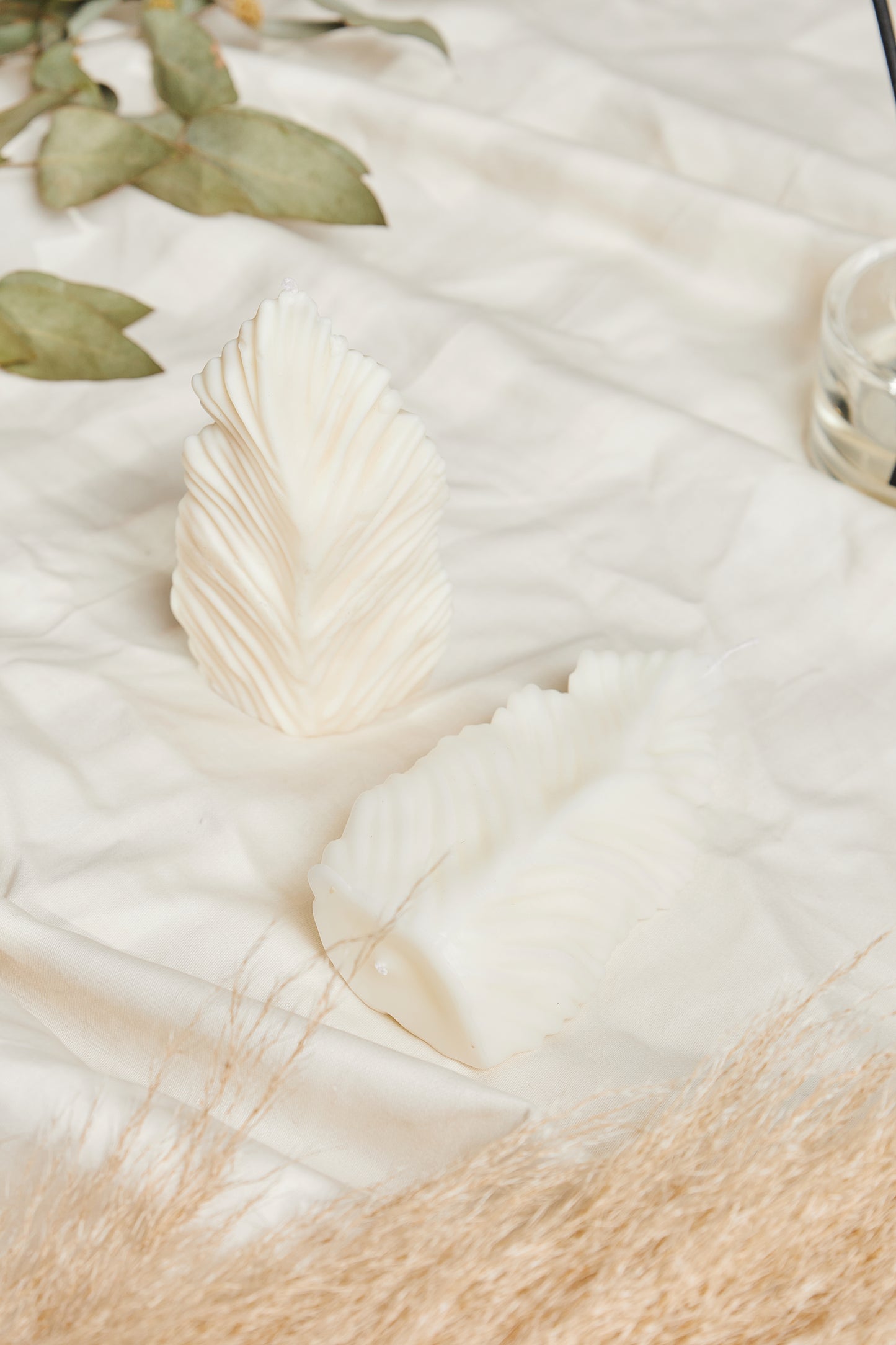 Feather Candle